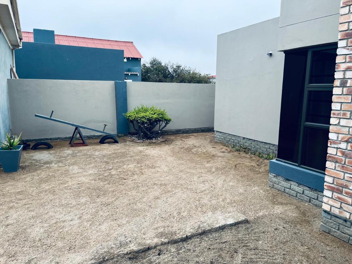 Appartement Otis Self Catering à Walvis Bay Extérieur photo